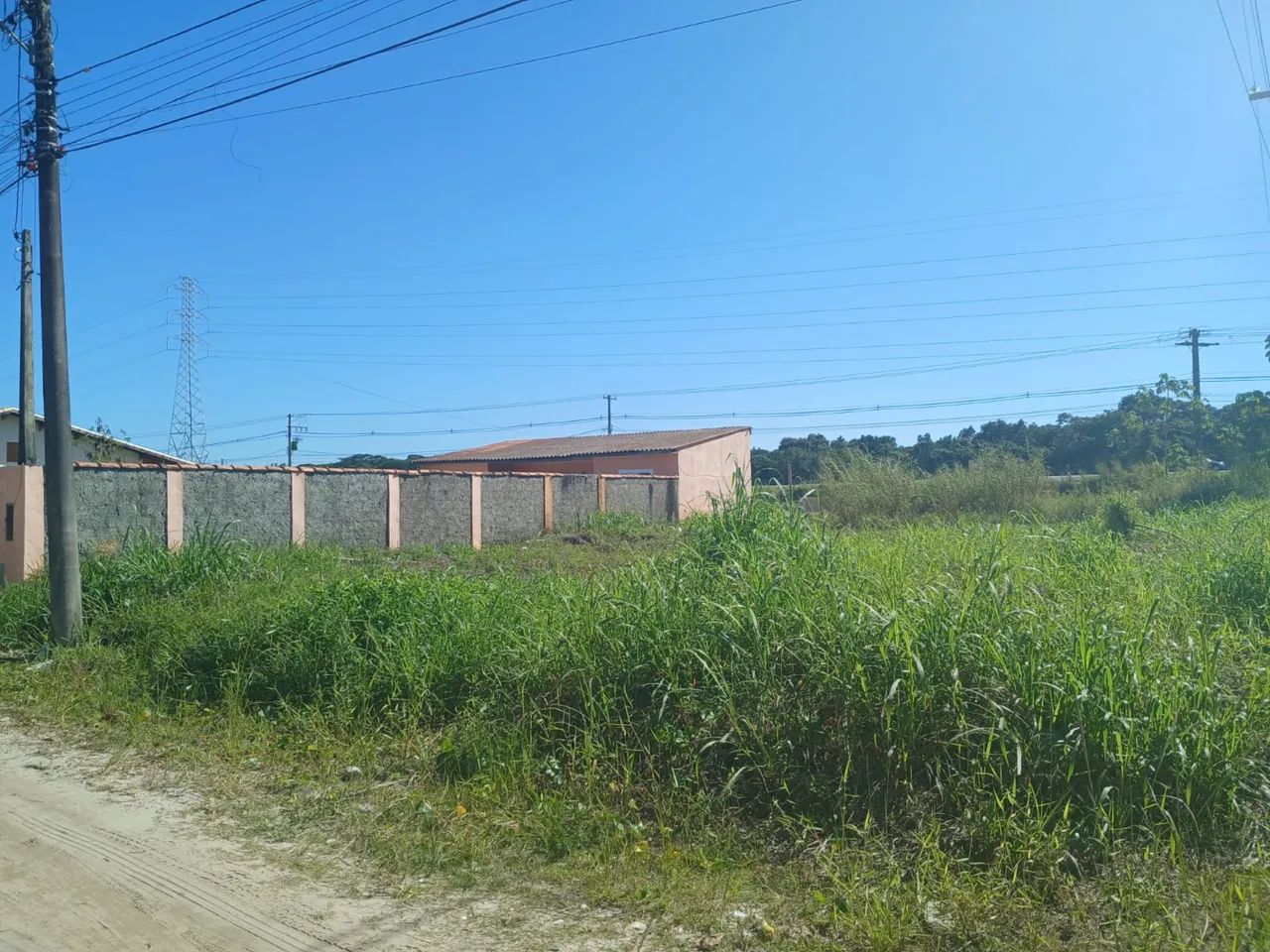 Vendo terreno lado praia em itanhaem