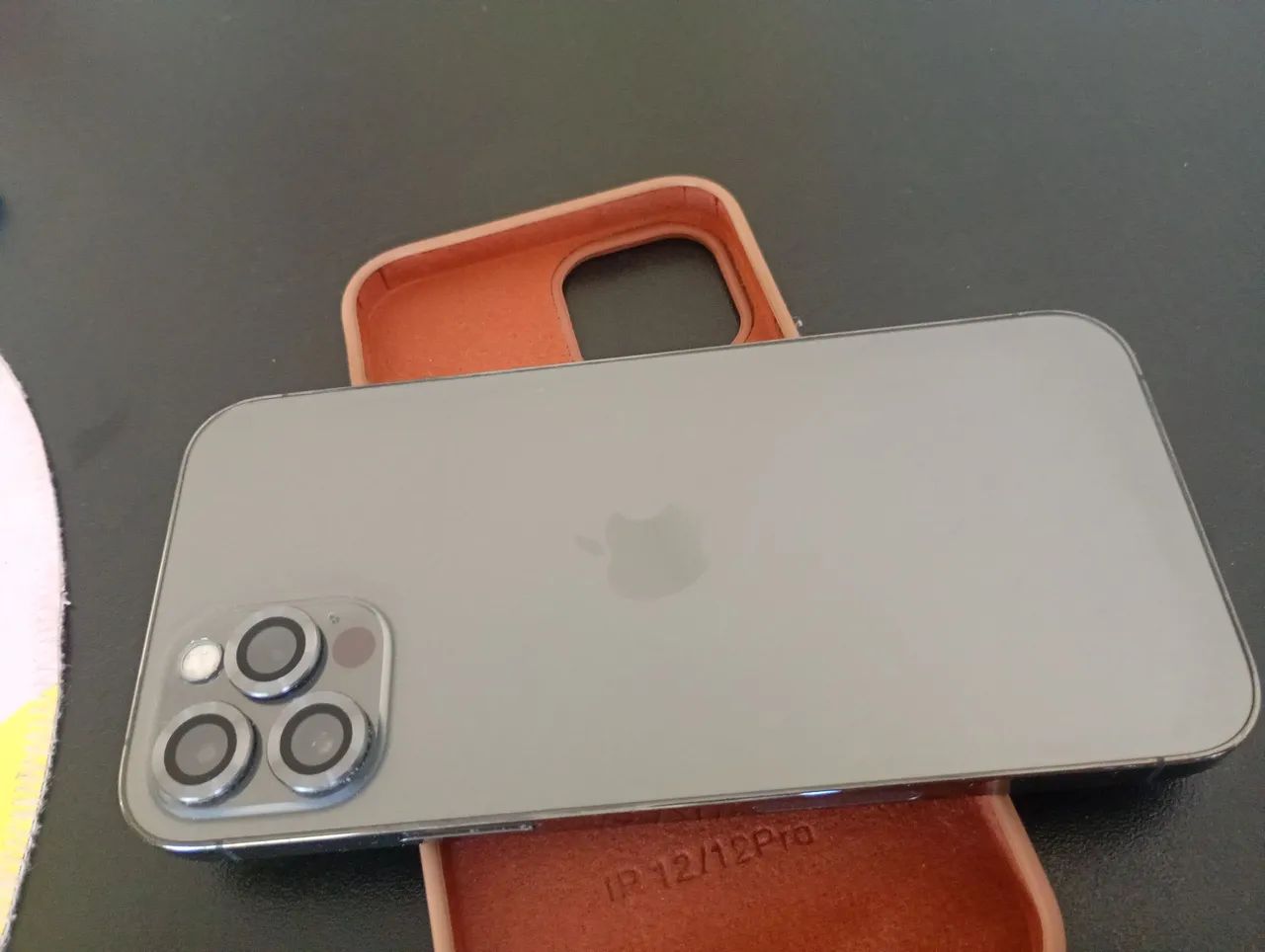 iPhone 12 pro  - Foto 2