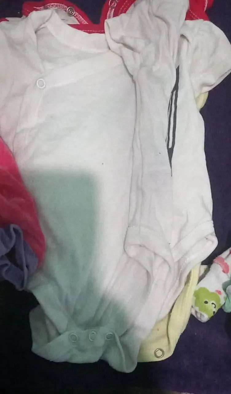 Lote de bebê menina 