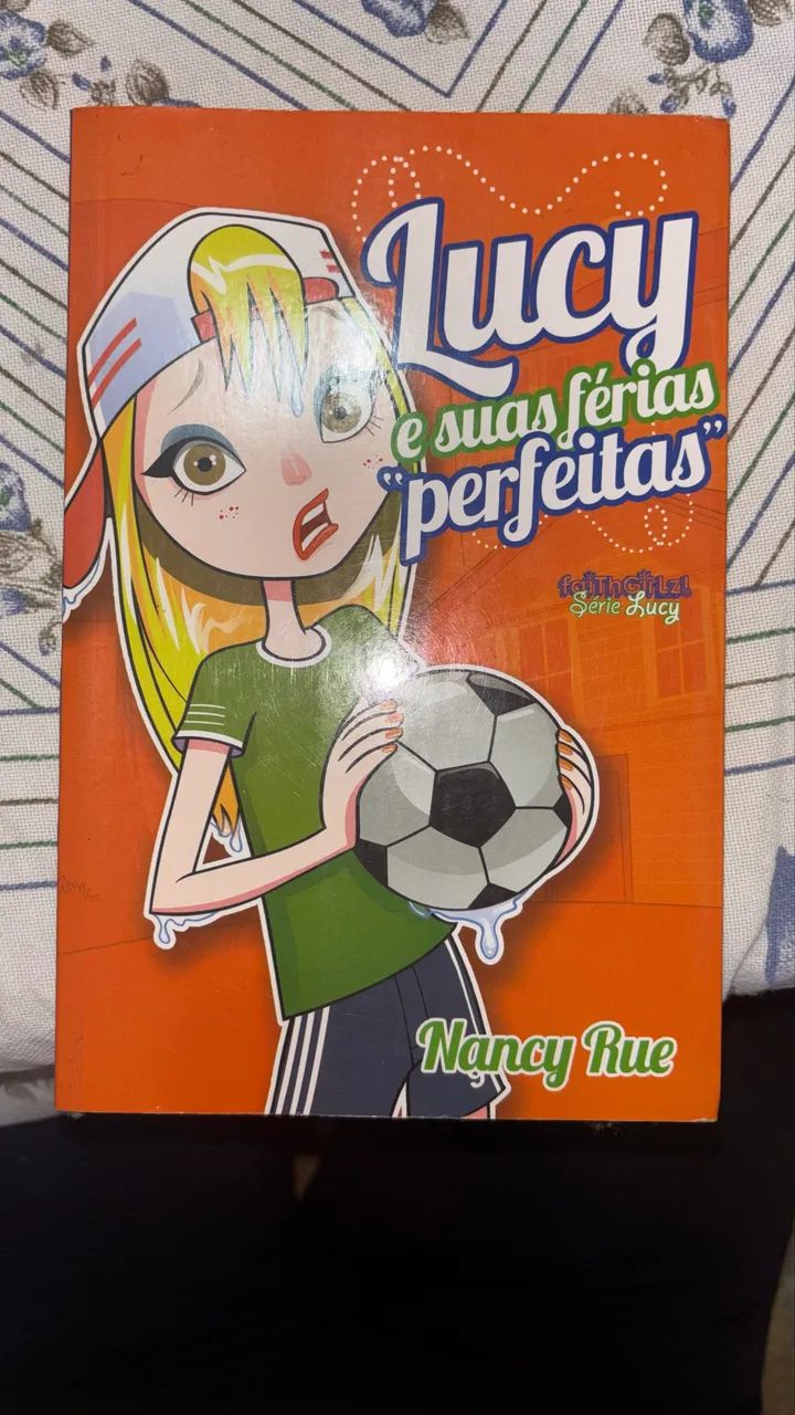 Livro Lucy e suas férias perfeitas