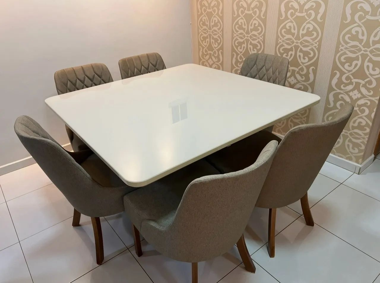 Mesa Quadrada de Jantar - Somente Mesa Sem Cadeiras - Foto 2