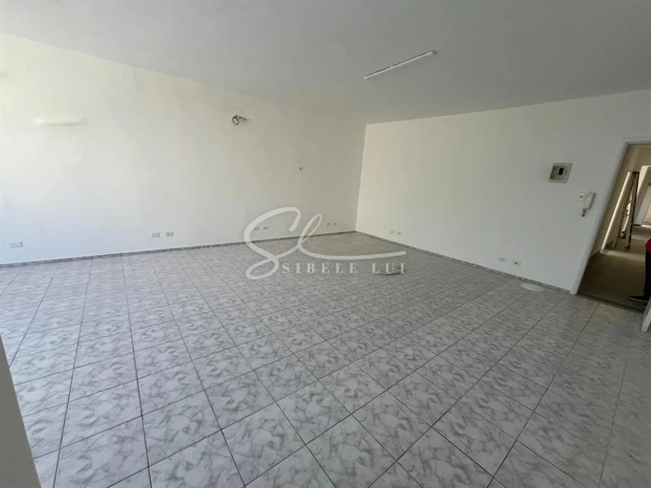 ALUGA-SE COMERCIAL NO EDIFICÍO JOSÉ - SANTOS/SP - Foto 2