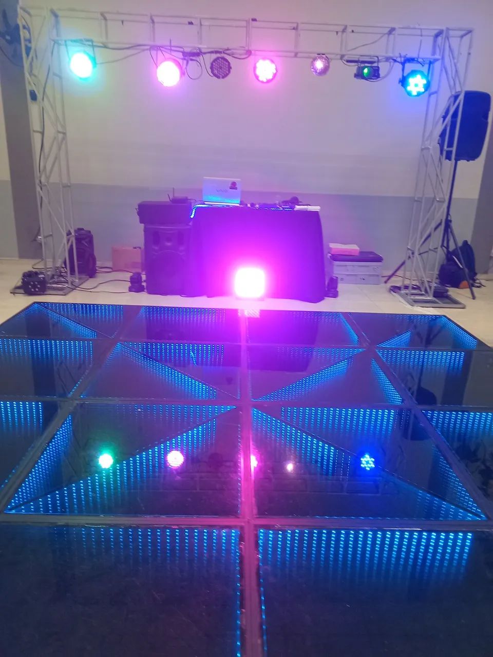 Faça já seu orçamento de dj som iluminação para festas  - Foto 2