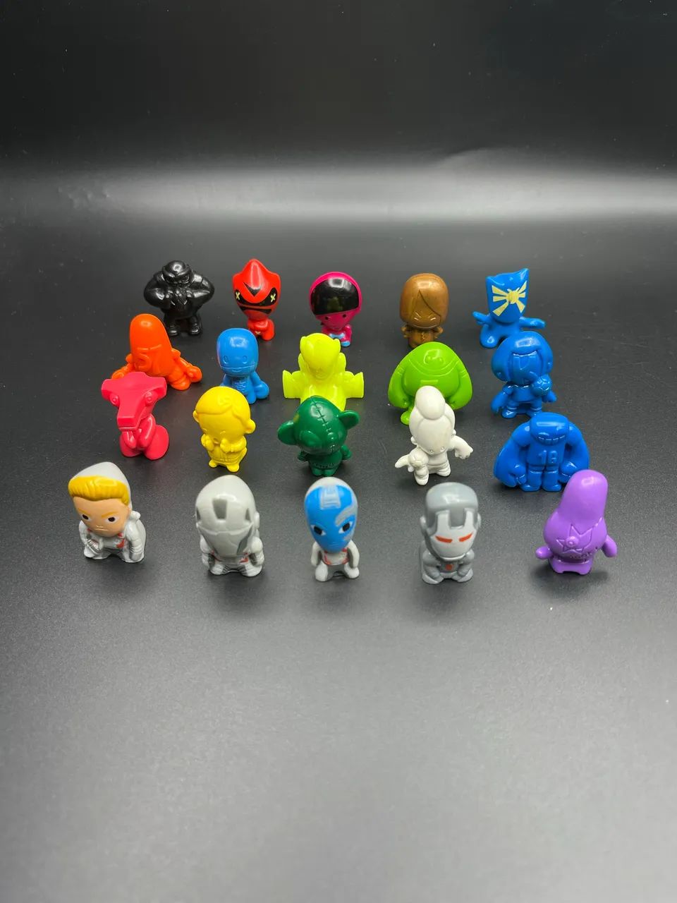 GOGO'S CRAZY BONES DISNEY LOTE COM 18 NUMERO 2