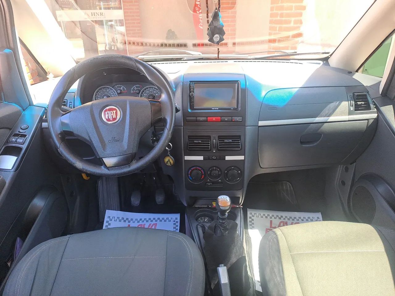 Fiat Idea Attractive 1.4 Fire Flex 8V 5P 2012 - Foto 2
