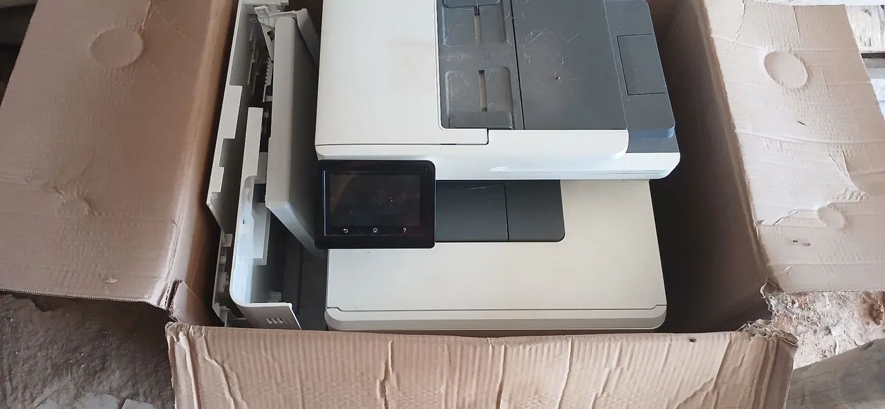 Impressora HP M479 fdw - Foto 2