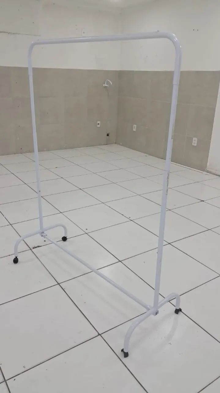 Aluga-se sala comercial 