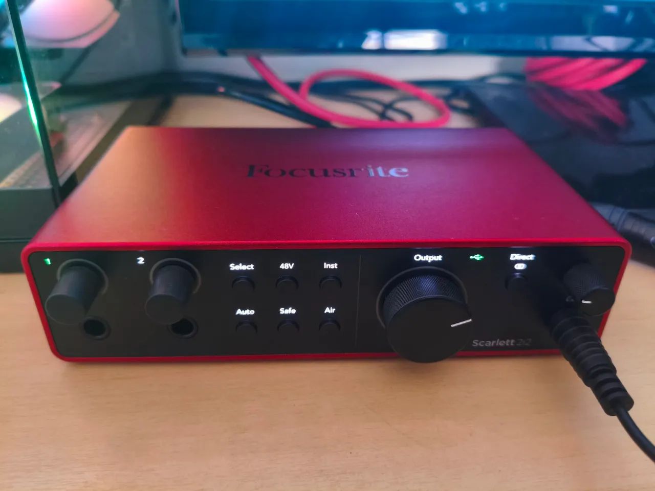 interface de áudio focusrite 2i2 4 gen  - Foto 2
