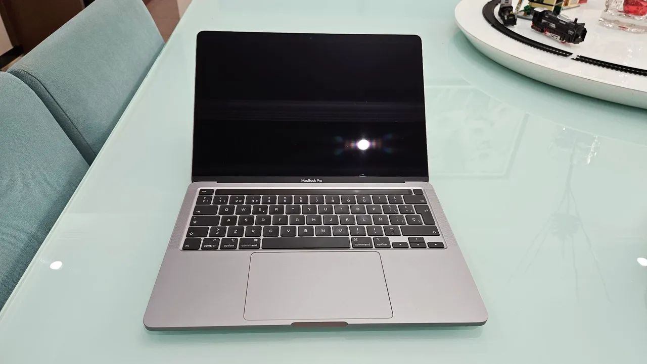 Macbook Pro 2020, Intel Core i5, 16Gb ram, 1Tb, 13 polegadas