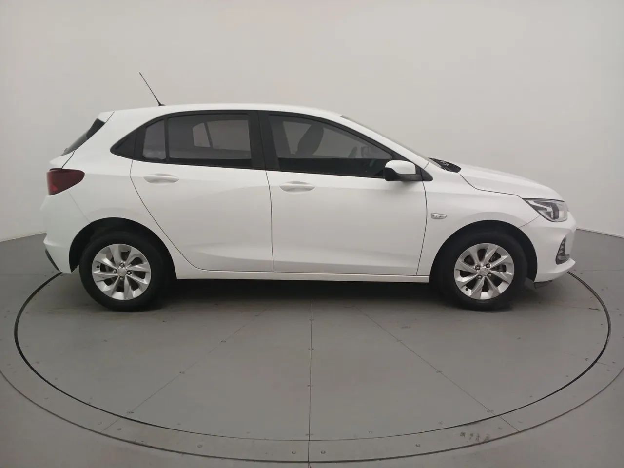 Chevrolet Onix Hatch LT 1.0 12V TB Flex Mec. 4P, foto 6 de 18