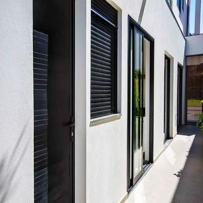 Instalação e Conserto de Esquadrias de Alumínio | Janelas, Portas e Box