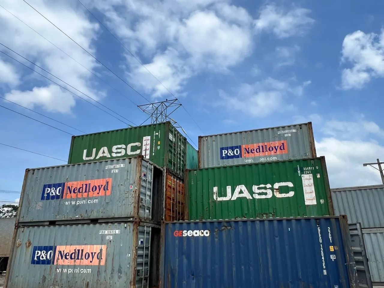 Container usado bom  - Foto 2