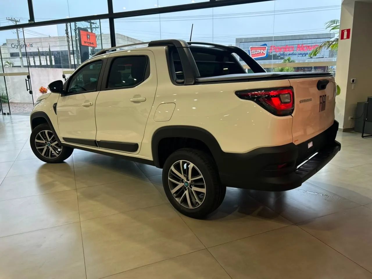 Fiat Strada Volcano 1.3 Flex 8V CD 2027 - Foto 5