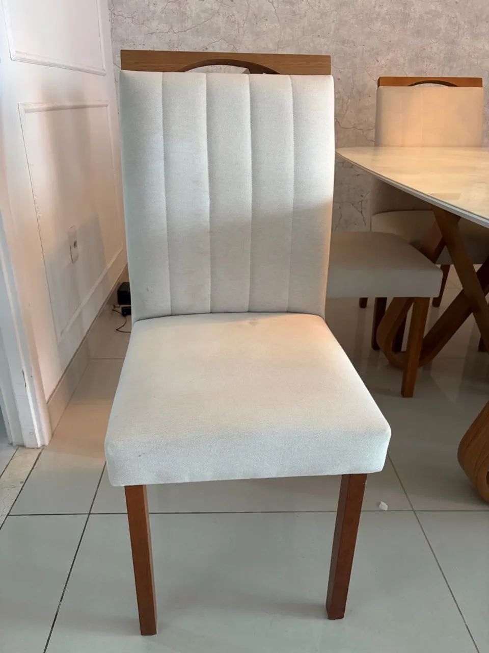 Conjunto de 6 cadeiras de sala de jantar novíssimas  - Foto 3