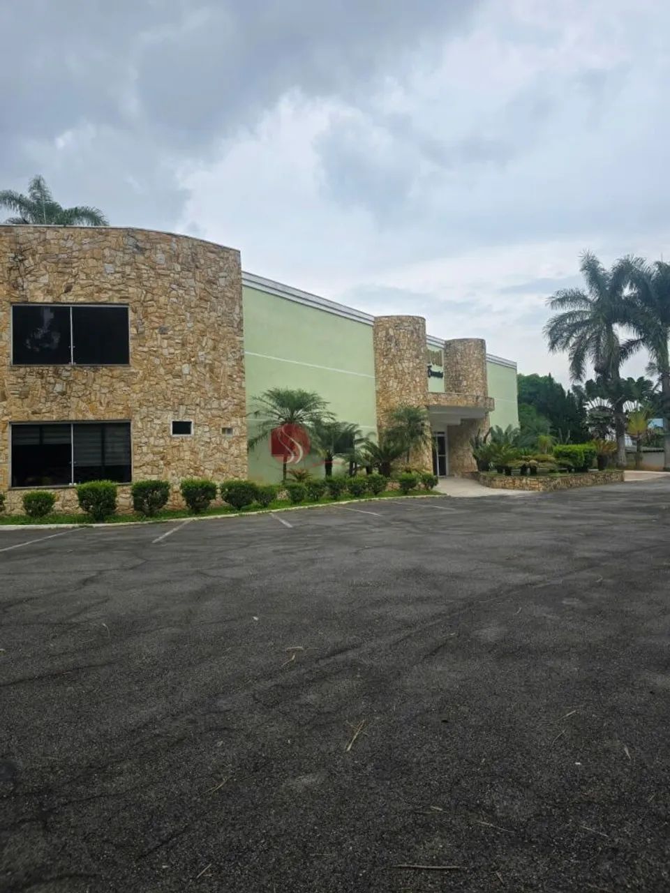 Prédio de alto padrão em Tanquinho - Ferraz de Vasconcelos.