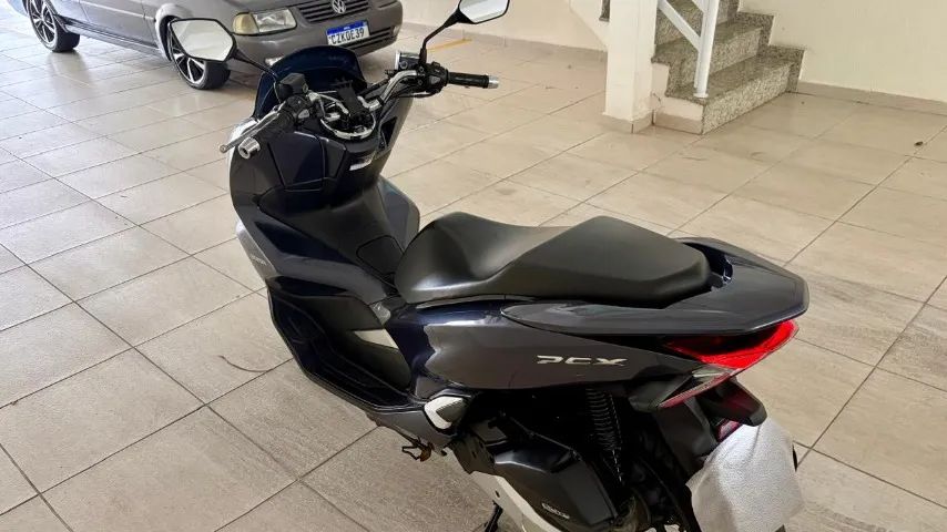 Vendo PCX 150 - ABS - Muito Nova - Foto 4