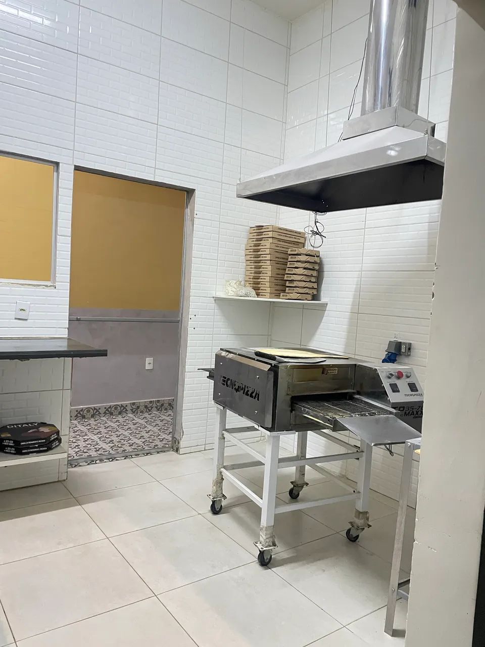 Vendo ou repasso pizzaria em funcionamento . - Foto 2