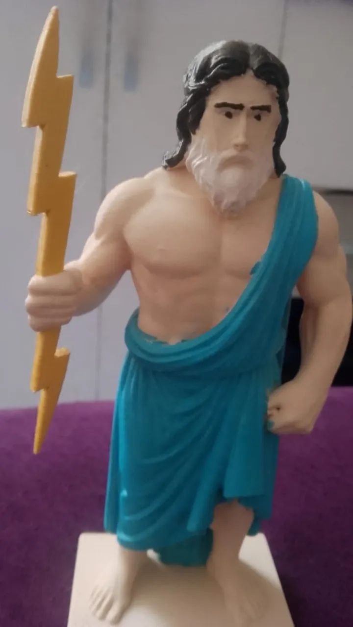 Boneco do ZEUS tamanho 18 centímetros.  - Foto 2