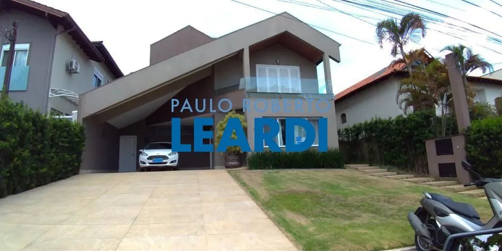 CASA EM CONDOMÍNIO - ALPHAVILLE - SP