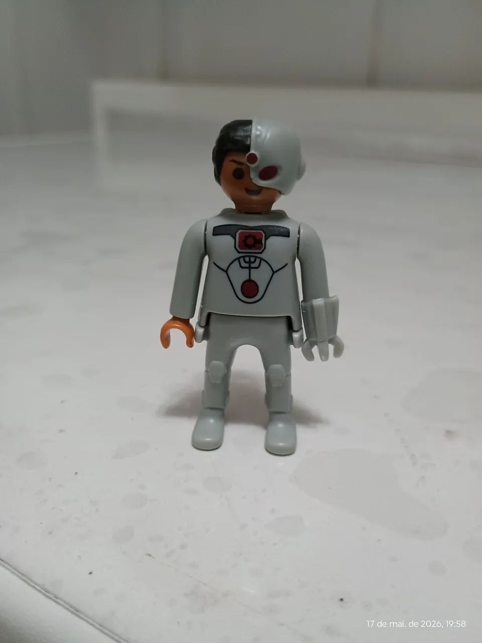 Cyborg Play Mobil Kinder ovo 