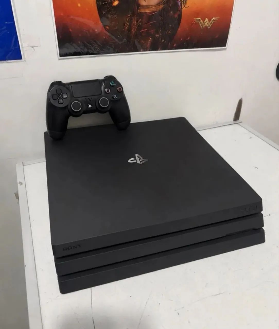 PLAYSTATION 4 PRO 10.50