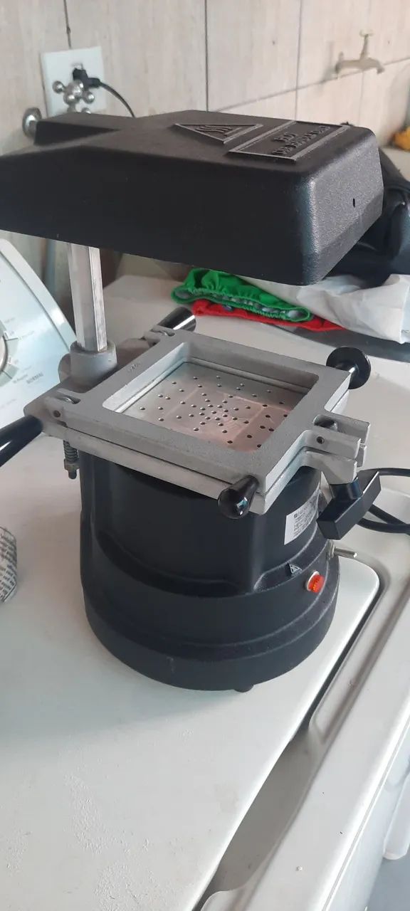 Maquina de termoformagem a vácuo moldagem automática  - Foto 5