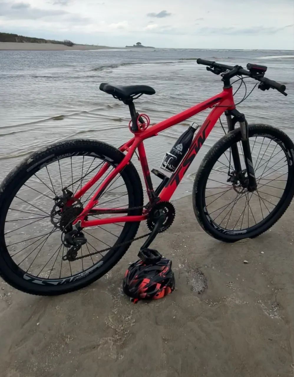 VENDE-se bicicleta aro 29 - Foto 4