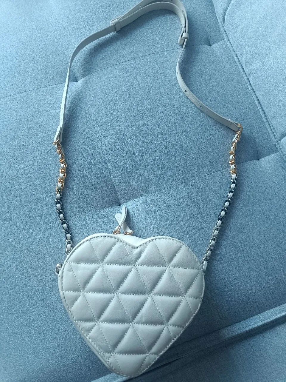 Bolsa Schutz love coração  - Foto 2