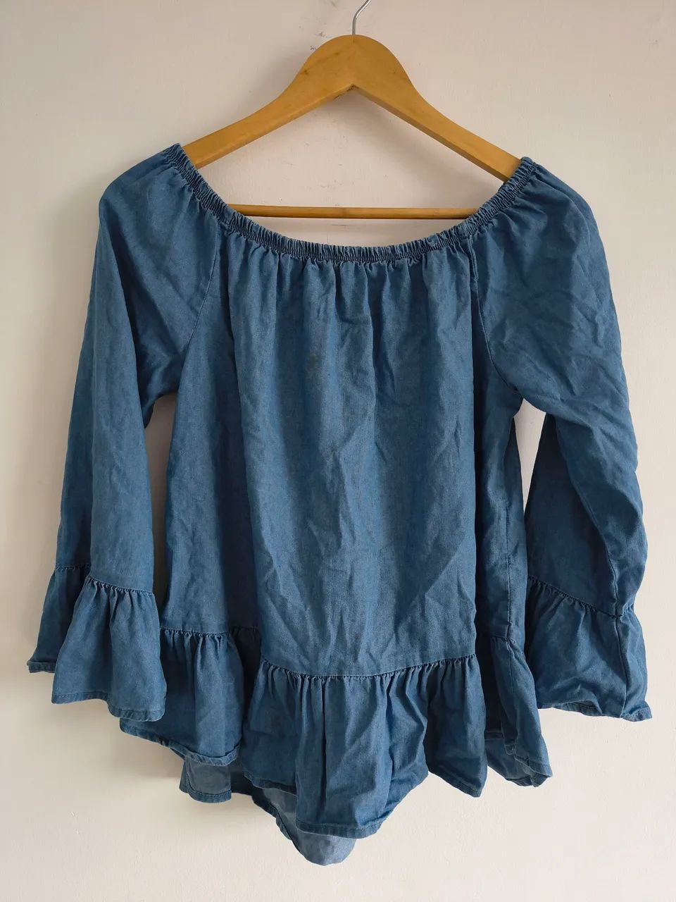 Blusa Ombro a Ombro Jeans - Foto 2
