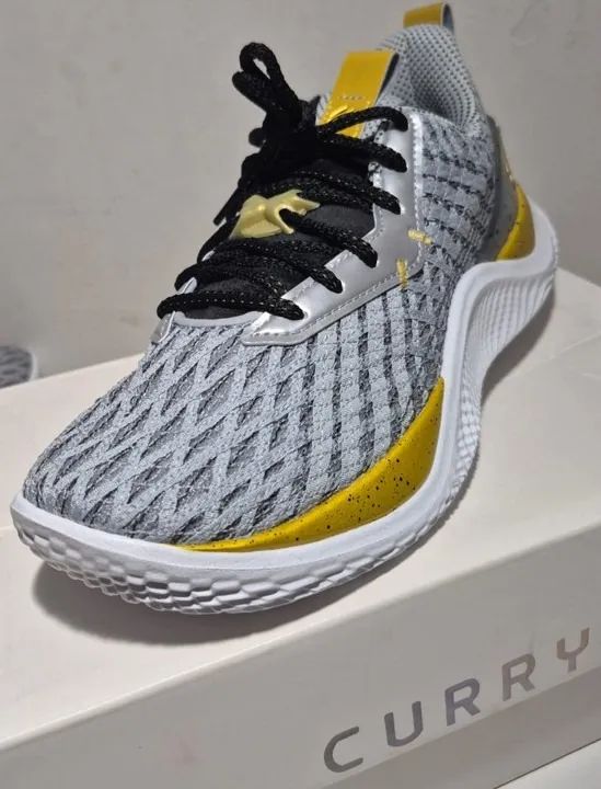 世界有名な Young 10 Curry Armour Under Masculino Basquete de Tênis