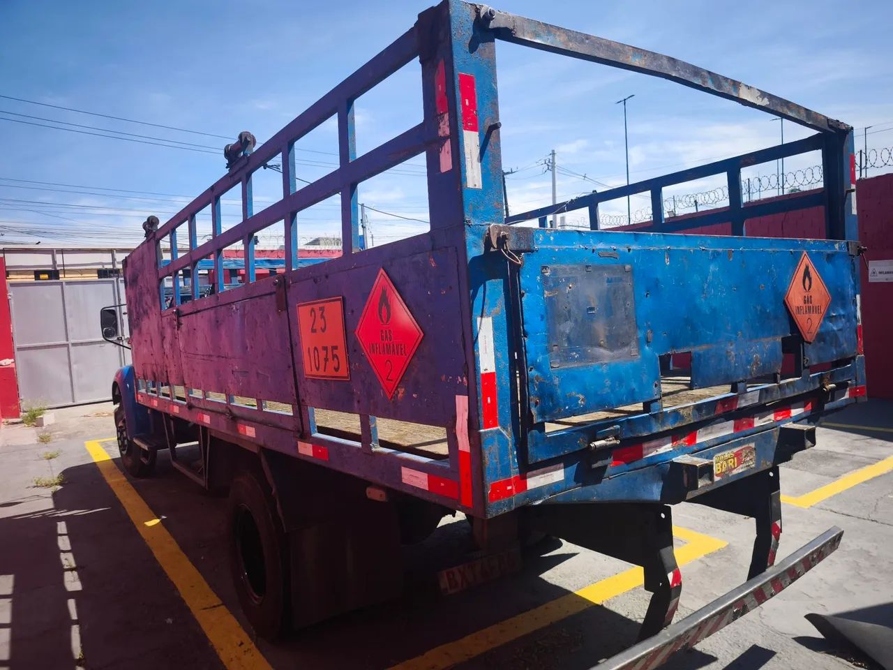 Caminhão Ford F12000 - Imperdível!!! - Foto 5