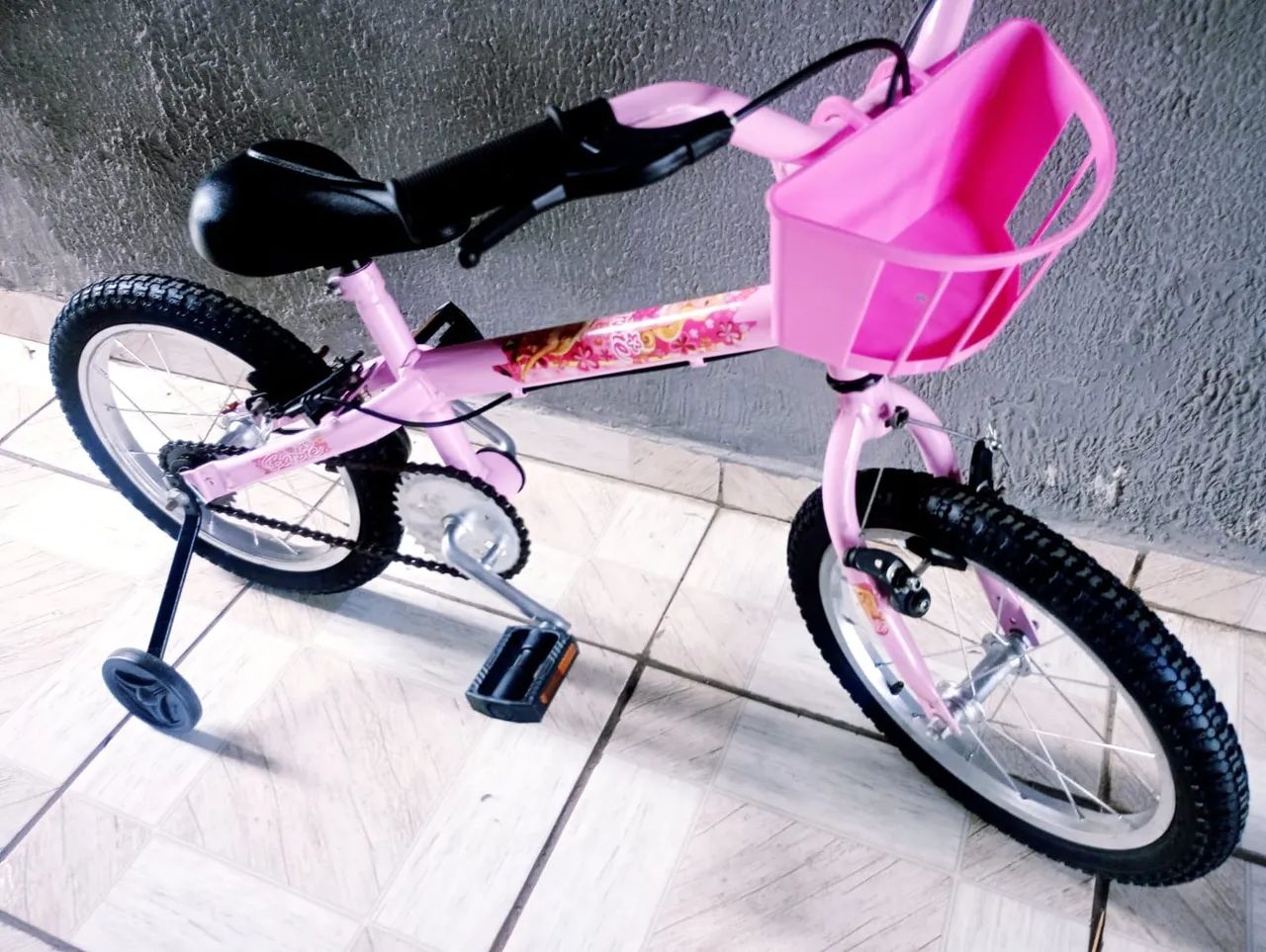 Linda bicicleta aro 16