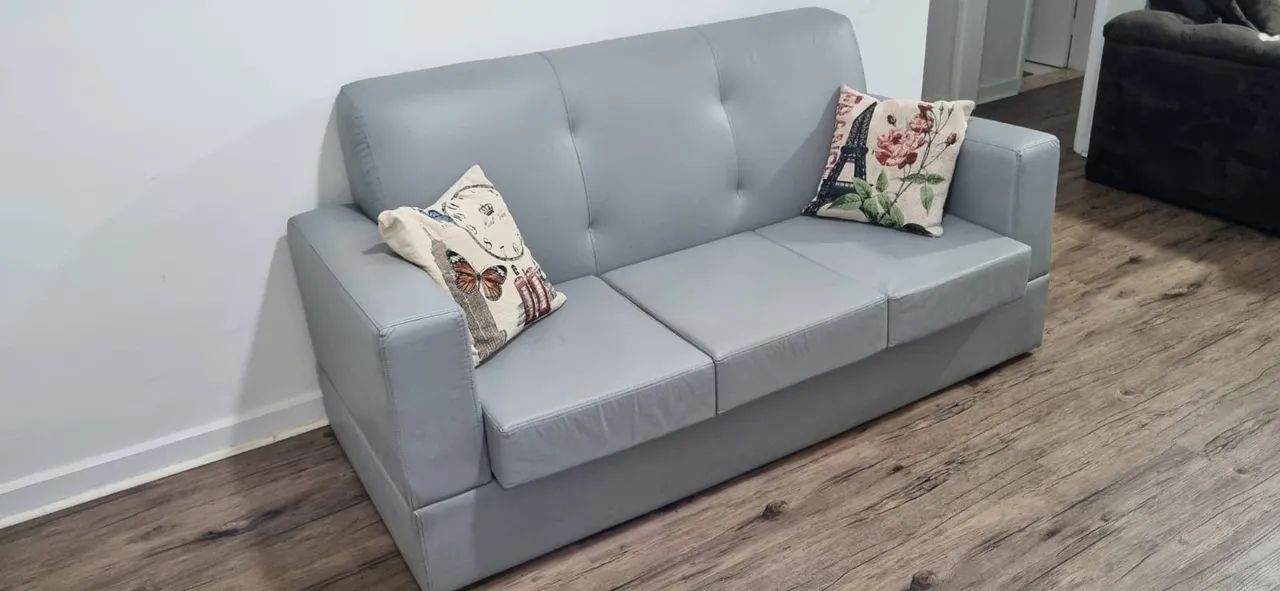 Sofa de Couro - 3 e 2 Lugares