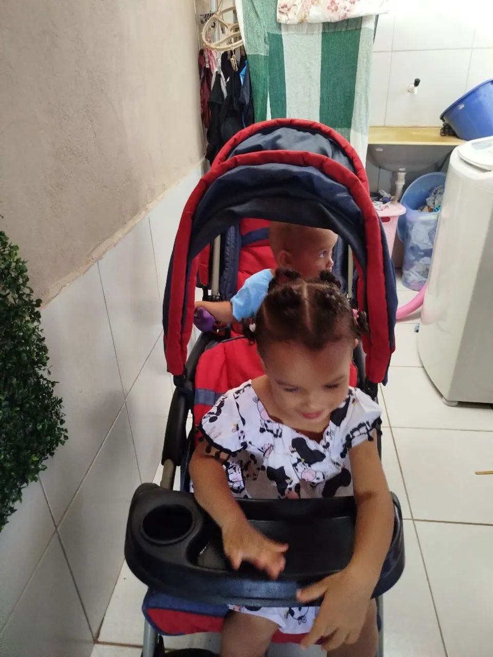 Carrinho de bebê gêmeos  - Foto 4