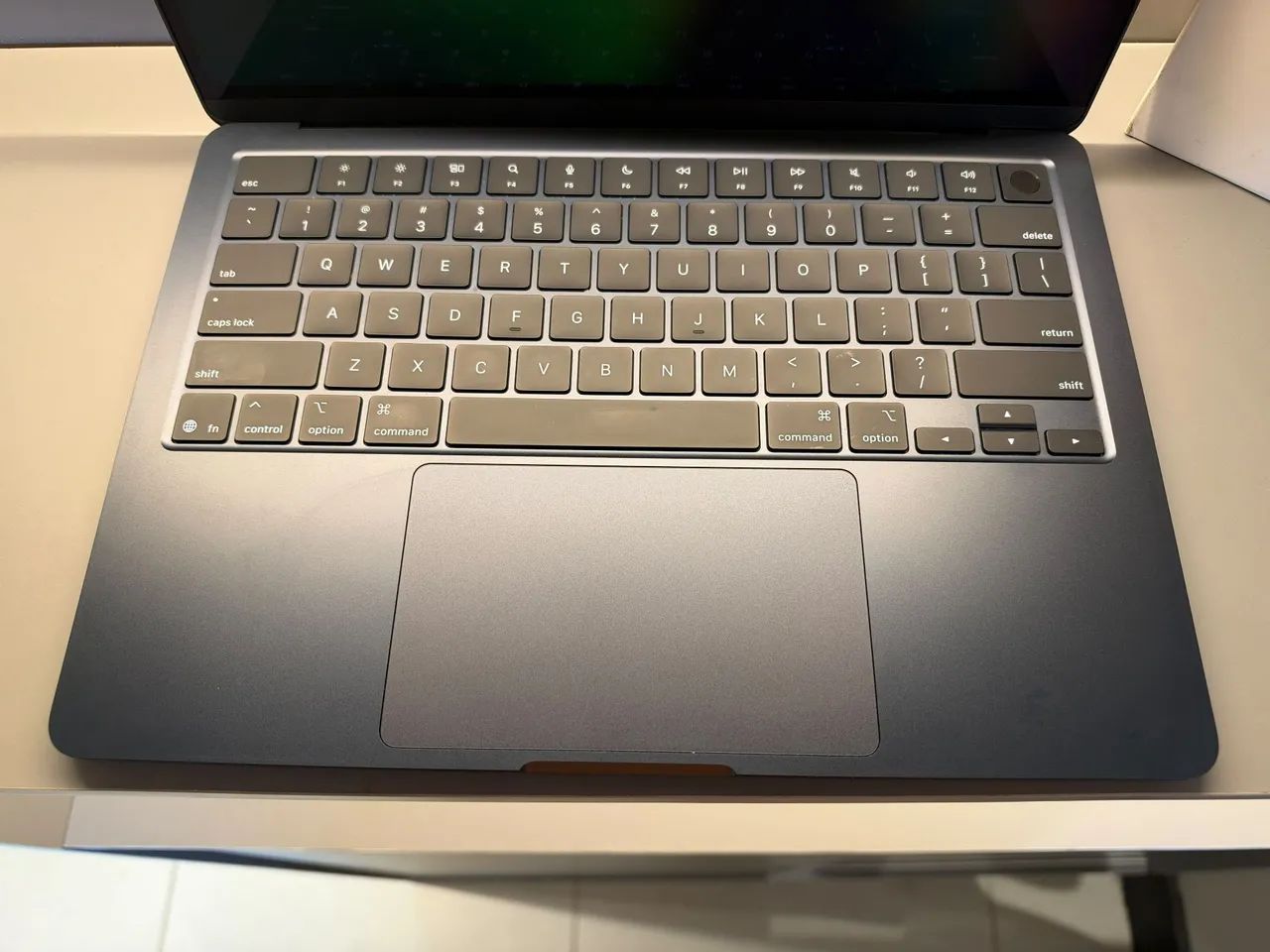 MacBook Air M4 13 polegadas / 256GB SSD 16GB Ram (Midnight) seminovo - Foto 3