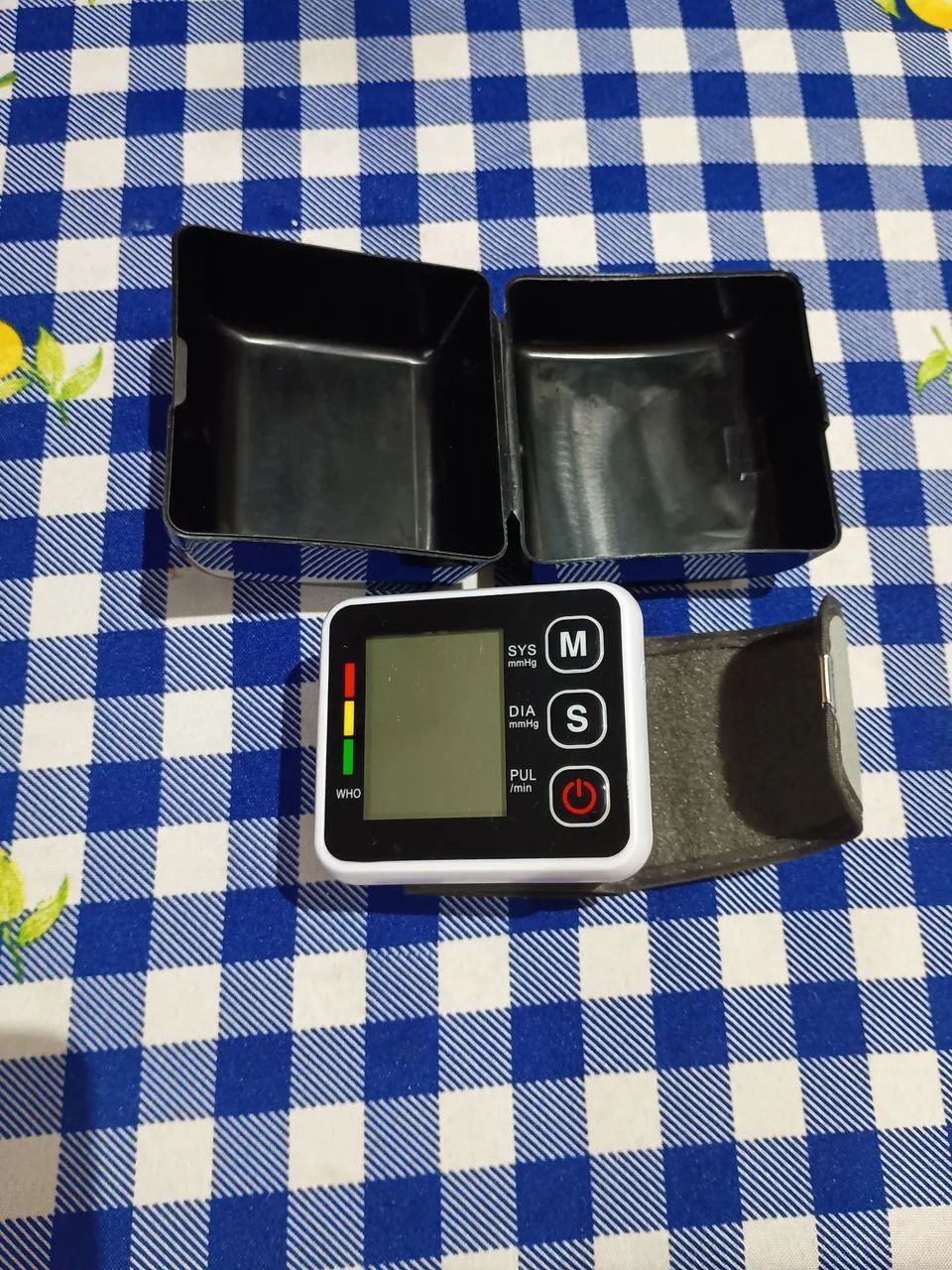 Aparelho de pressão de pulso  - Foto 4