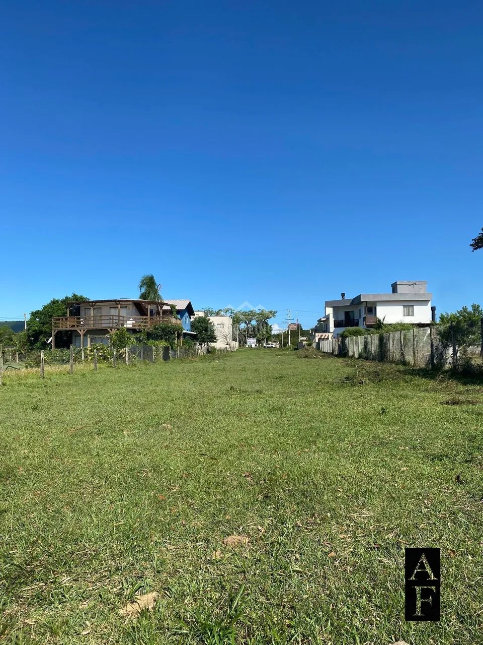 Terreno à venda à beira da Lagoa de Ibiraquera - Foto 4