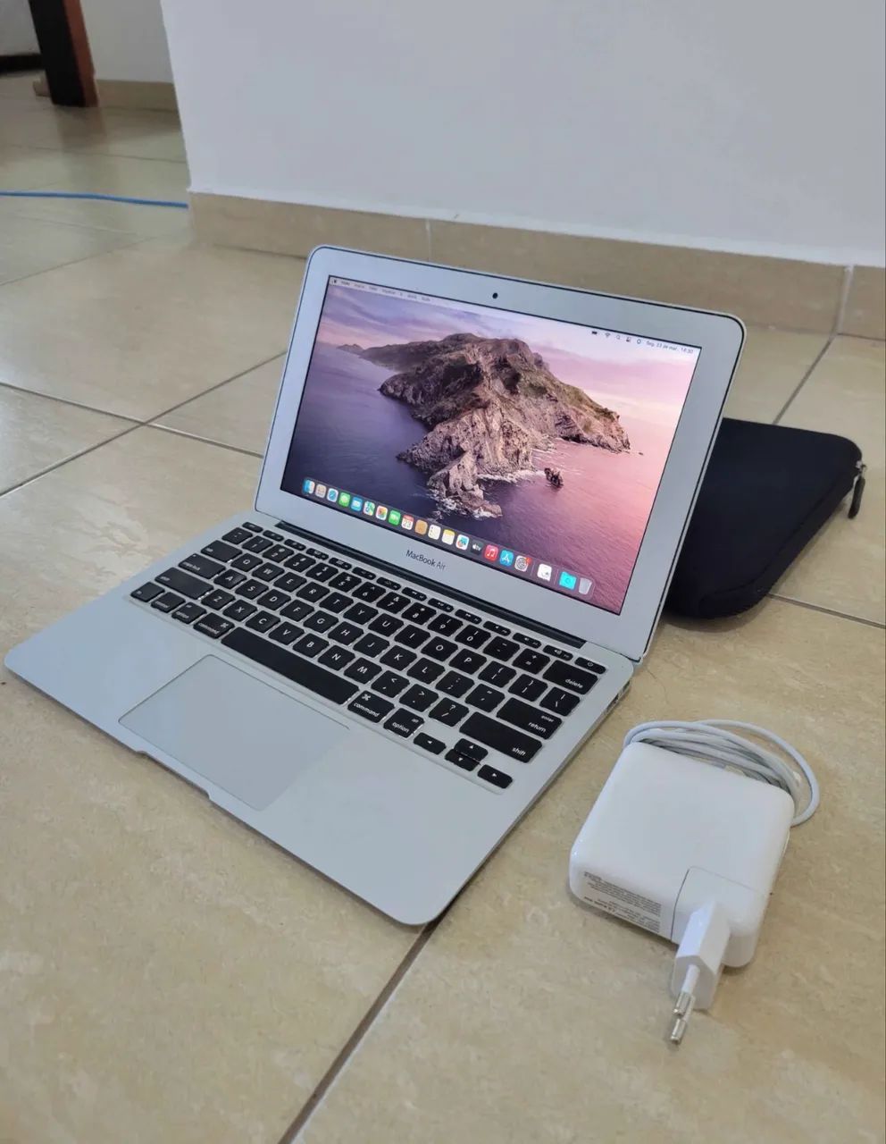 MacBook Air i5 4gb RAM funcionando 100% - Foto 3