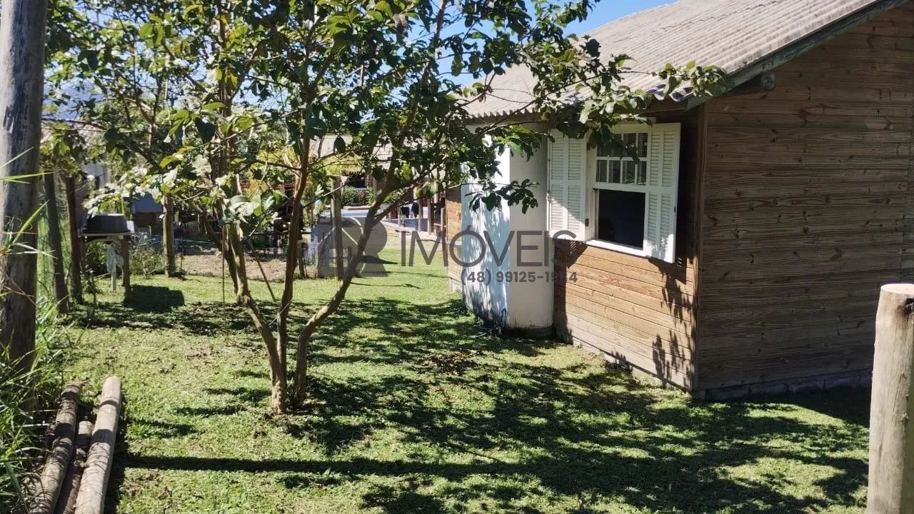 Oportunidade em Imaruí! Casa com terreno grande! - Foto 5