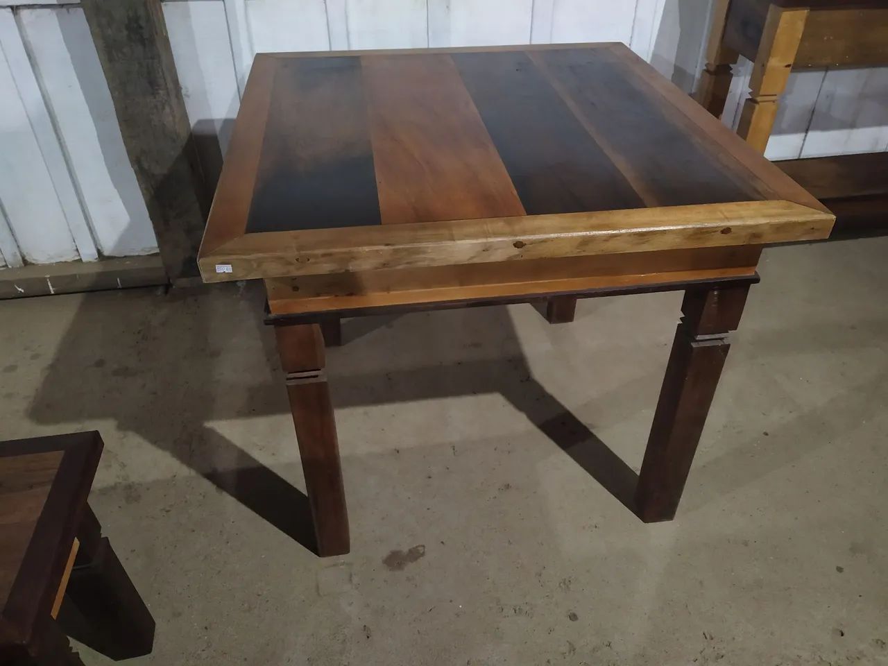 Mesa de madeira demolição 