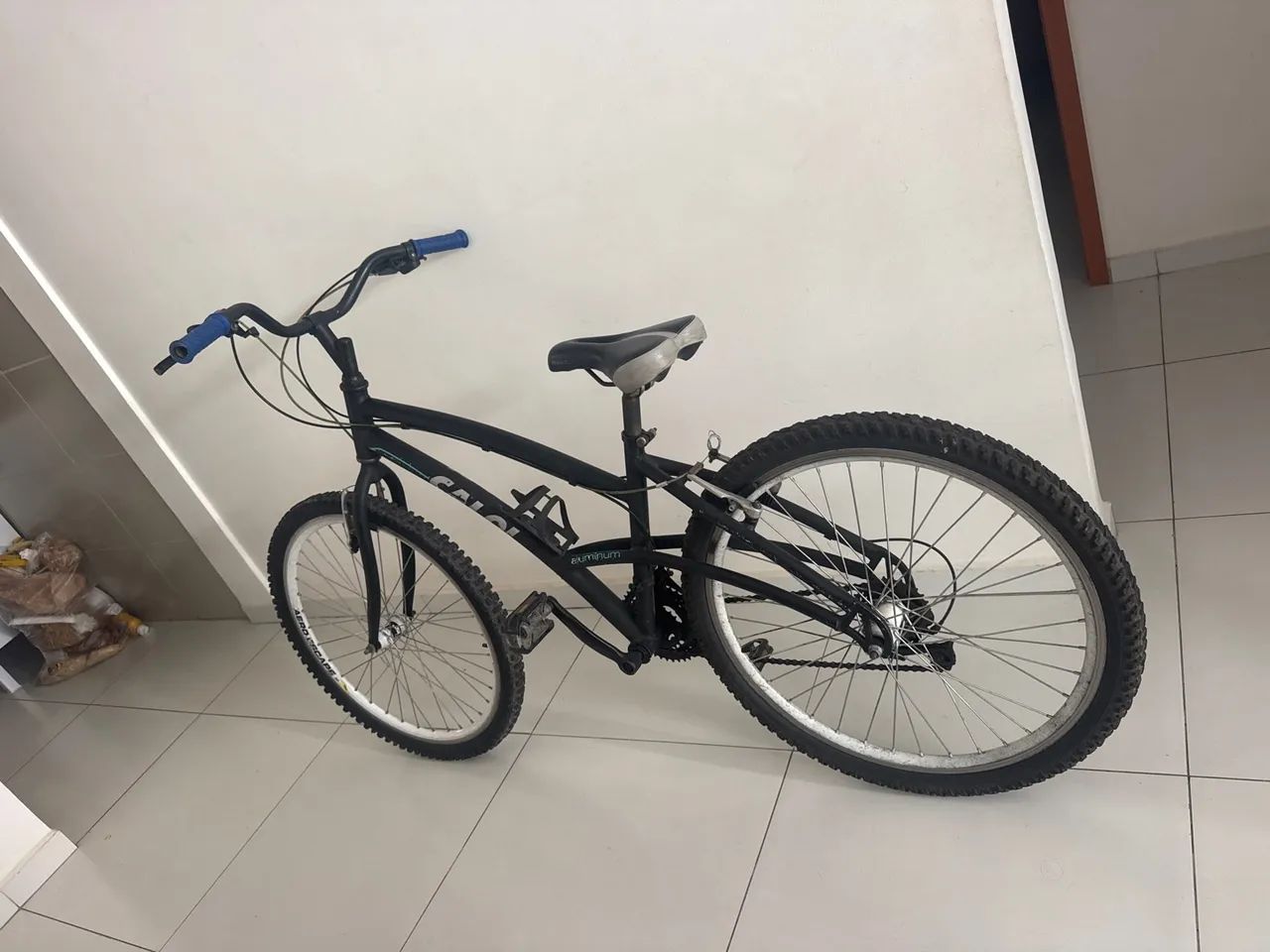 Vendo bicicleta ARO 26 - Foto 2