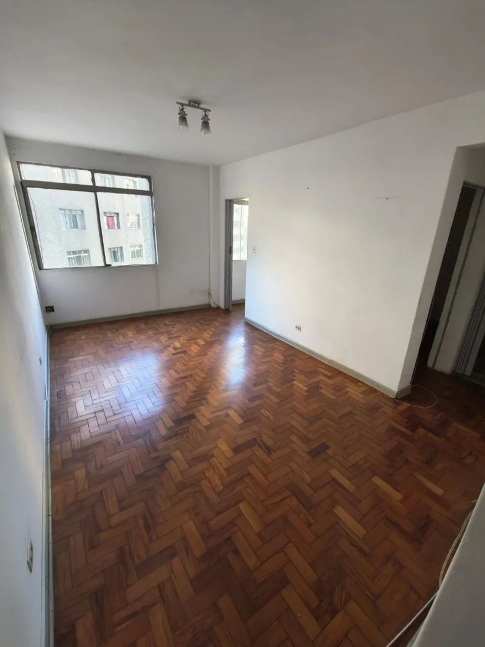 APARTAMENTO NA LIBERDADE
