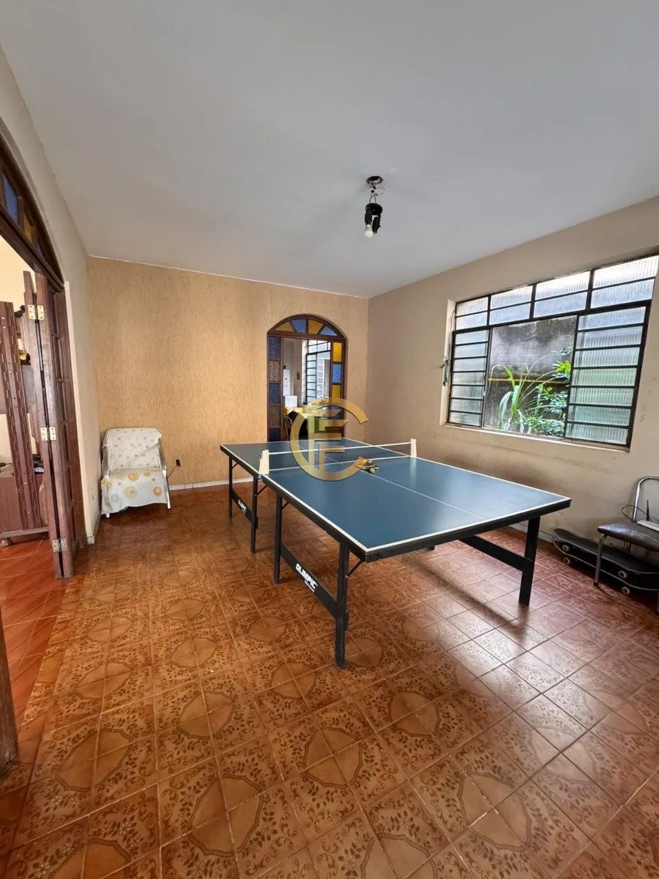 EXCELENTE CASA DE DOIS ANDARES - OPORTUNIDADE! - Foto 2