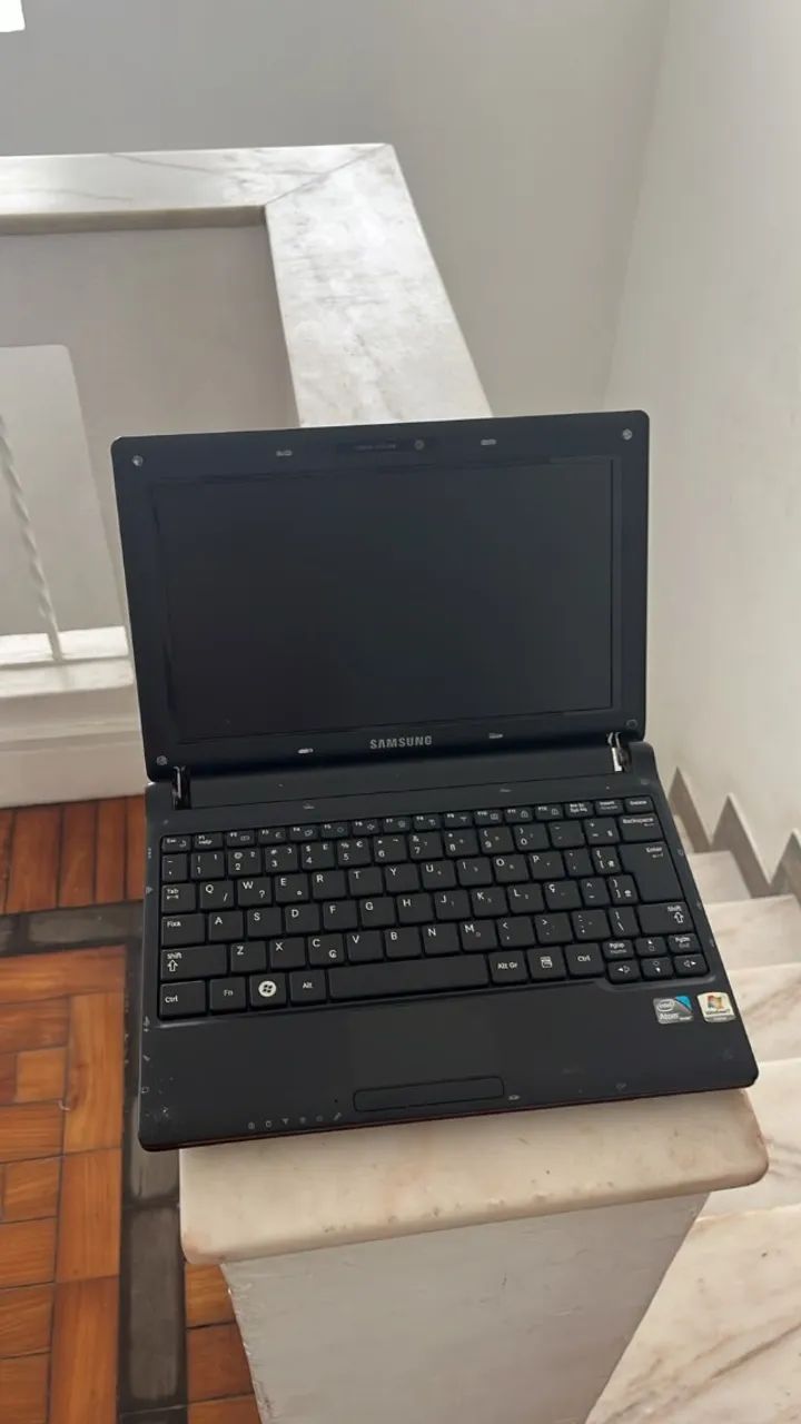 Netbook Samsung Antigo - Intel Atom / Windows 7 (Ideal para tarefas básicas ou peças) - Foto 3