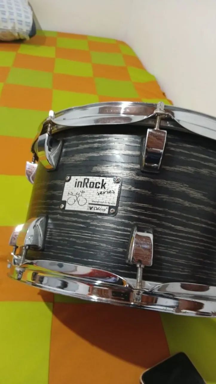 Caixa de bateria com case