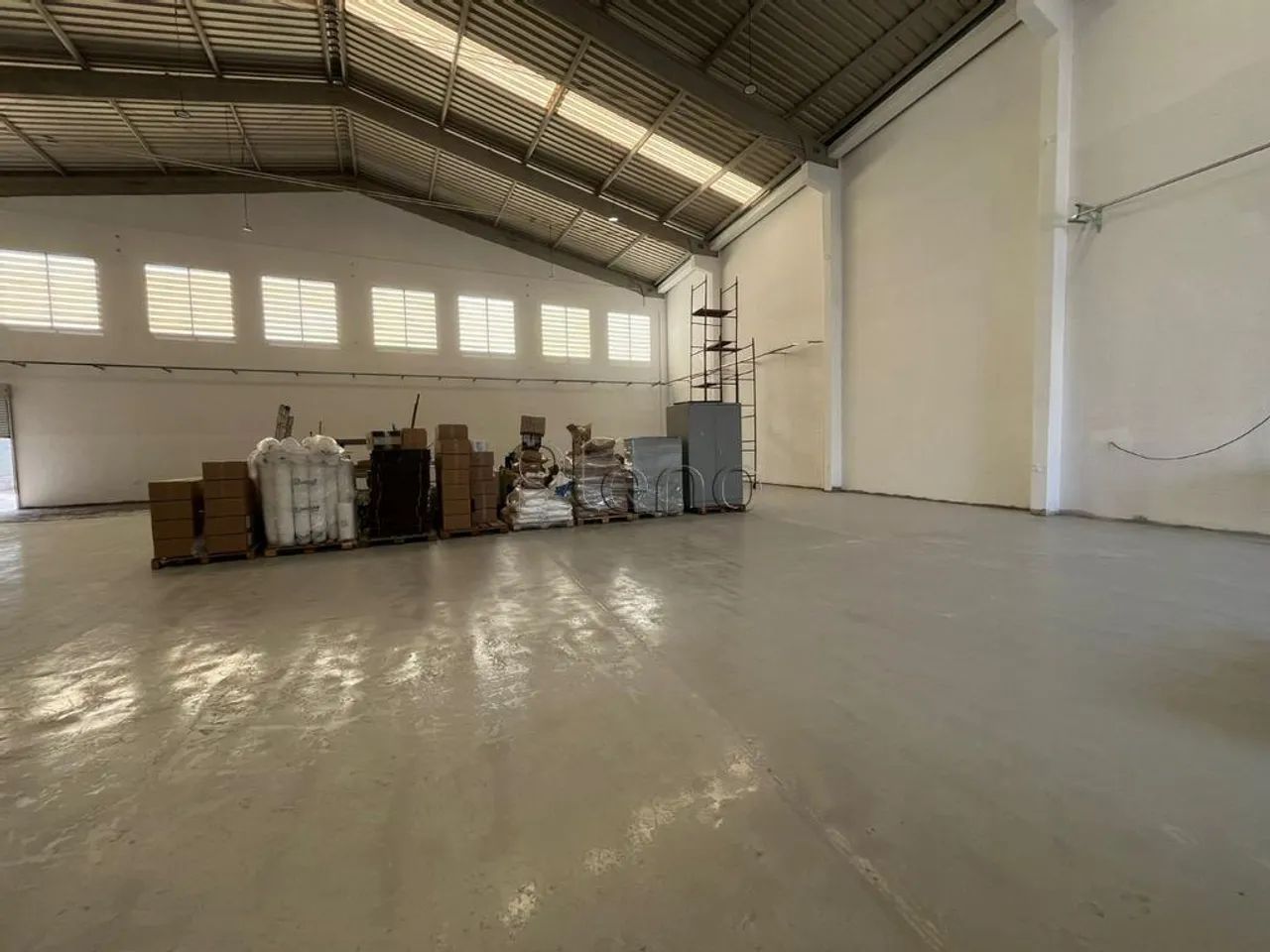 Galpão para alugar em Valinhos, Macuco, com 950 m² - Foto 3