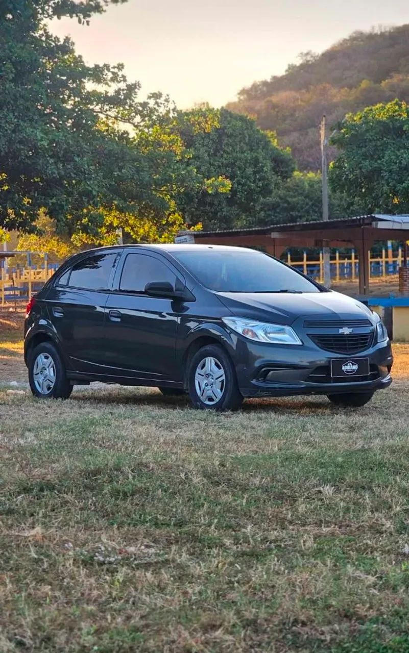 Chevrolet Onix ONIX HATCH LS 1.0 8V FlexPower 5p Mec. 2016