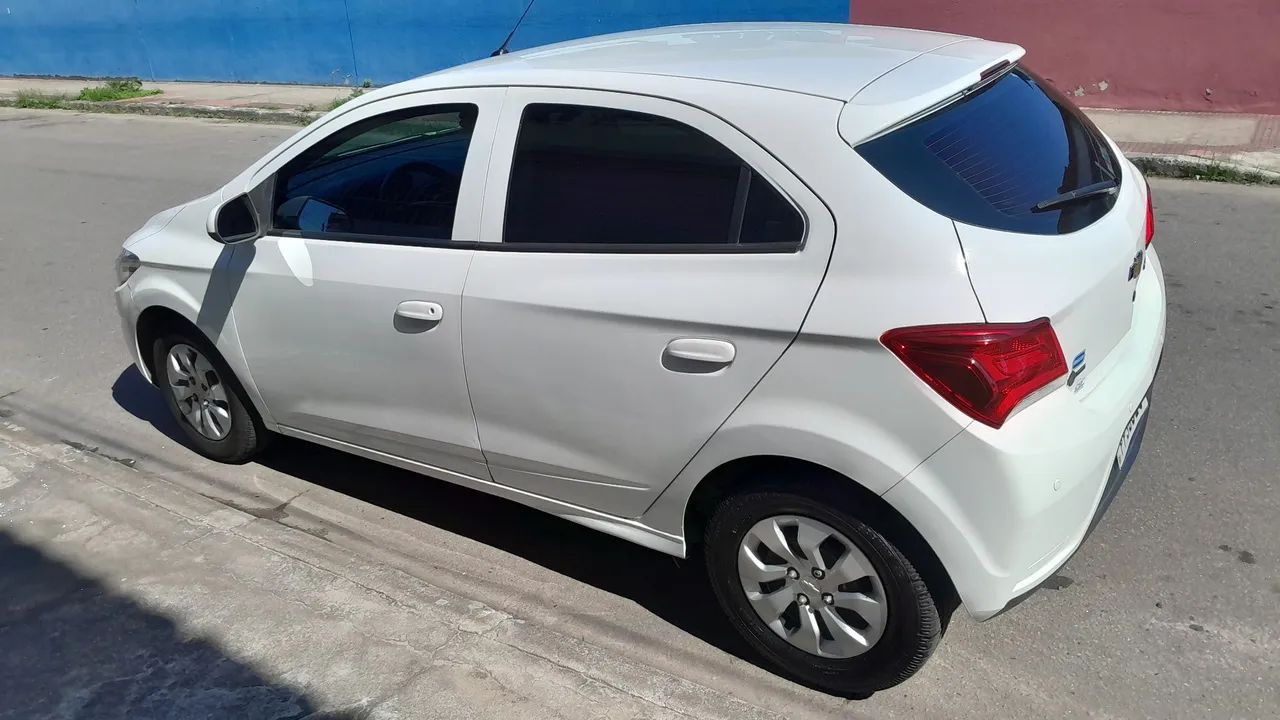 Chevrolet Onix ONIX HATCH LT 1.0 8V FLEXPOWER 5P MEC. 2017