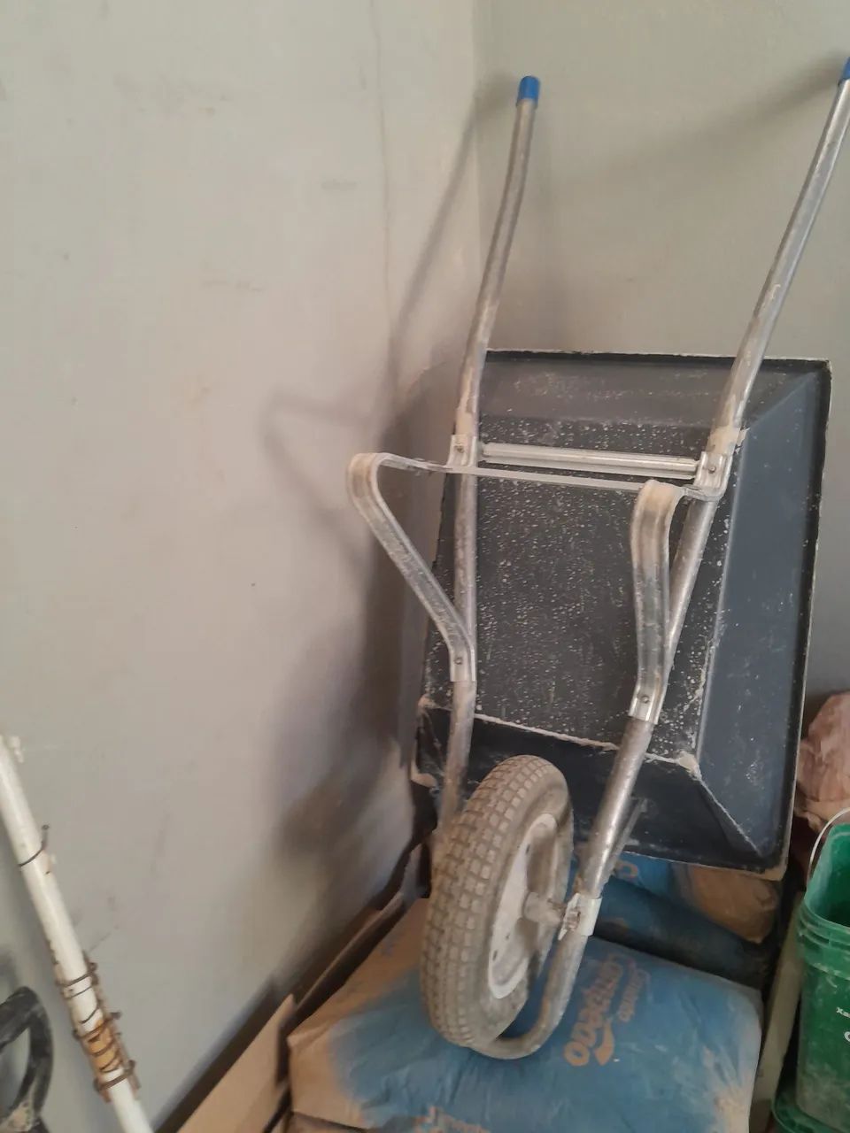 Vendo carrinho de mão  - Foto 2