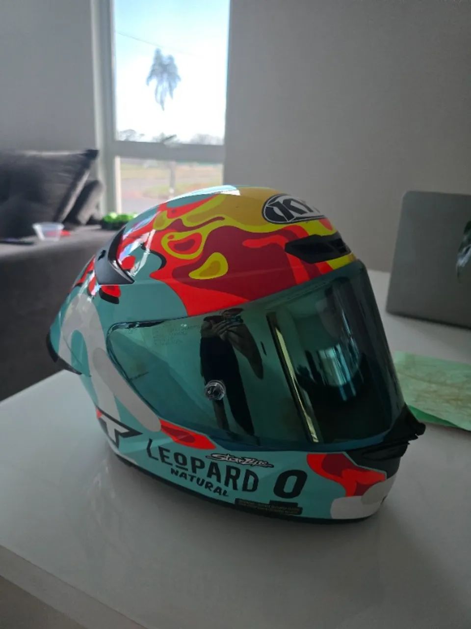 Capacete KYT e LS2